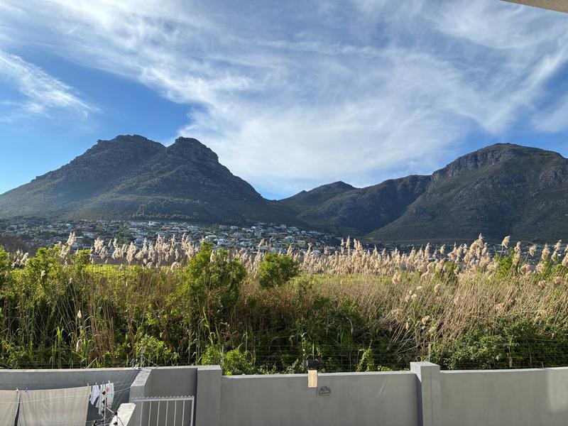 To Let 1 Bedroom Property for Rent in Beach Estate Western Cape